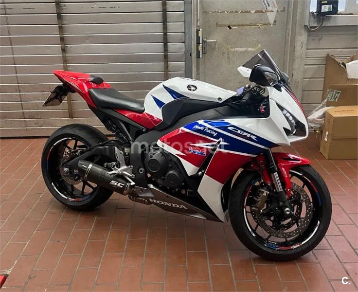 Honda CBR1000RR Fireblade - Vista 8