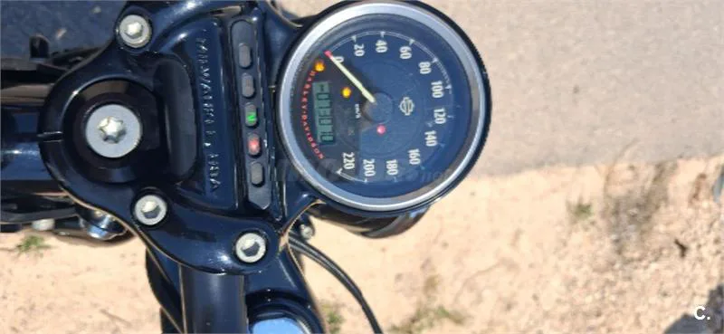 Harley-Davidson Sportster Forty-Eight – Vista 3