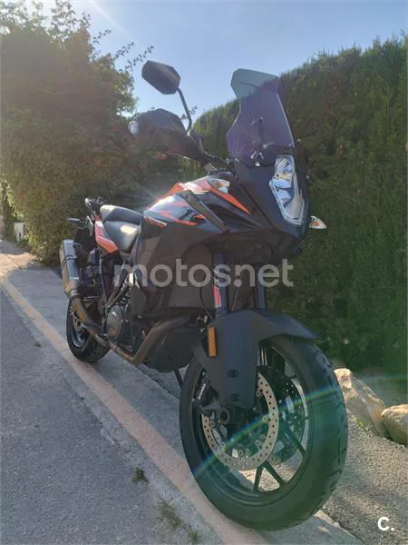 KTM 1090 Adventure – Vista 4