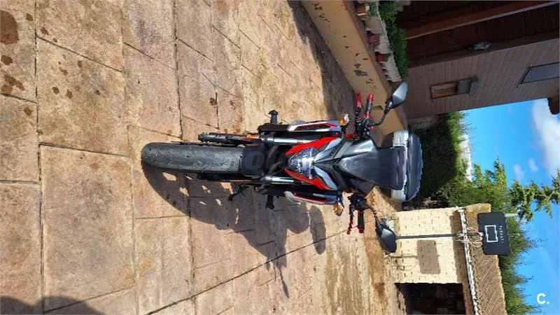 Honda CB 650 F – Vista 3