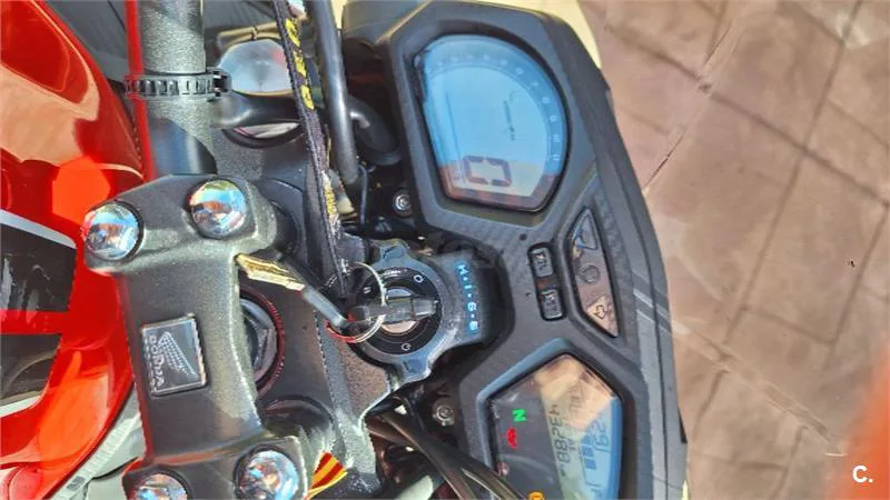 Honda CB 650 F – Vista 5