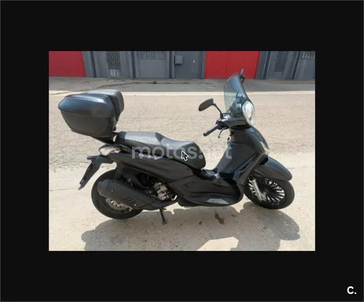 Piaggio Beverly 300 – Vista 2