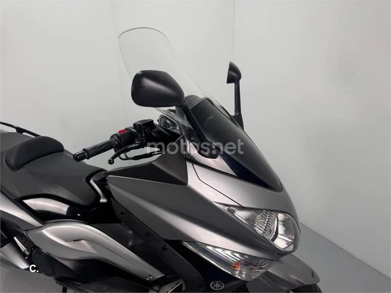 Yamaha TMAX 500 – Vista 3