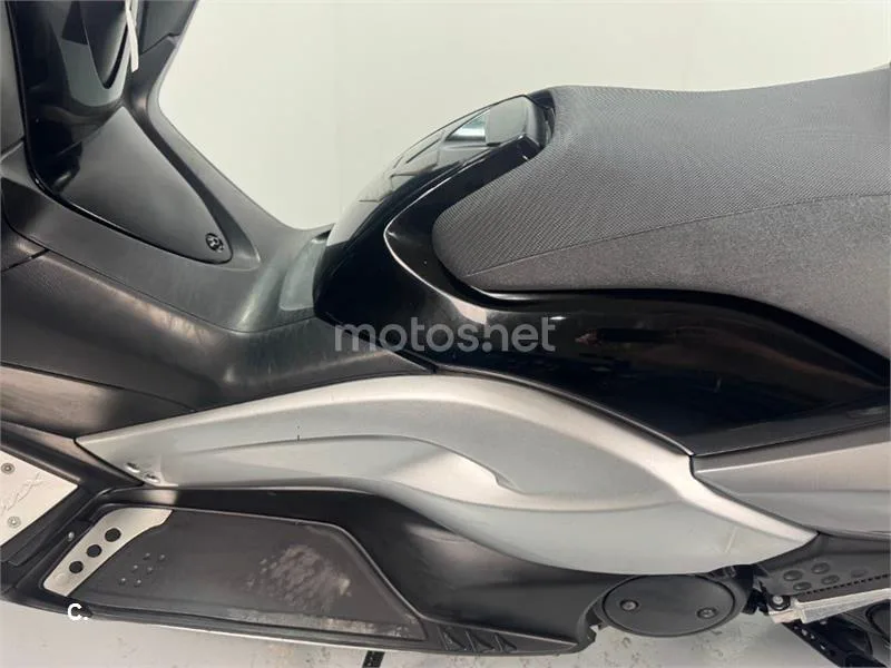 Yamaha TMAX 500 – Vista 22