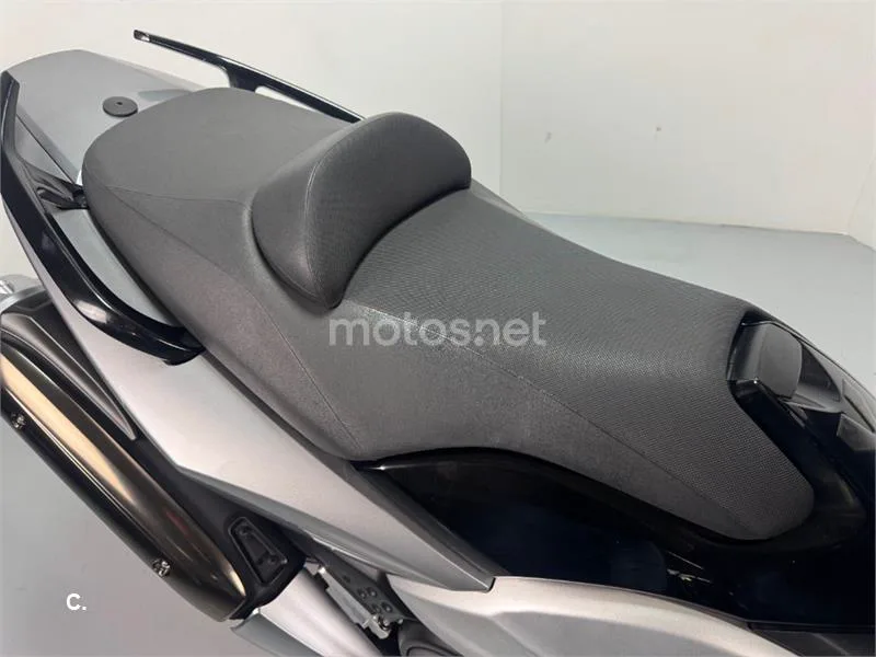 Yamaha TMAX 500 – Vista 8