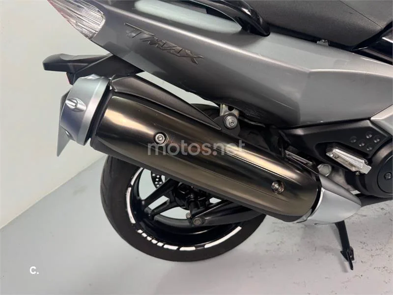 Yamaha TMAX 500 – Vista 10