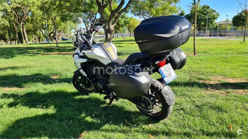 Benelli TRK 502 – Vista 3