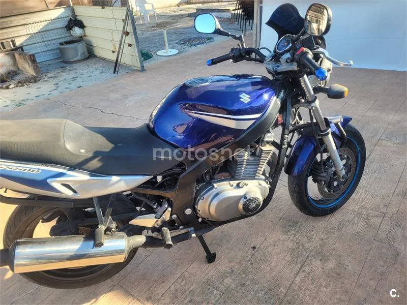 Suzuki GS 500 – Vista 3