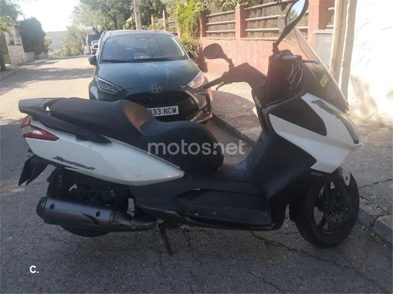 Kymco Super Dink 125 – Vista 5