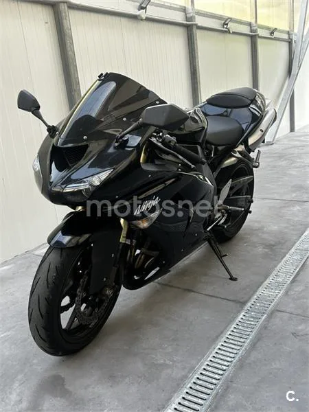 Kawasaki Ninja ZX-10R – Vista 3