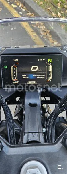 CFMOTO 300SR – Vista 11
