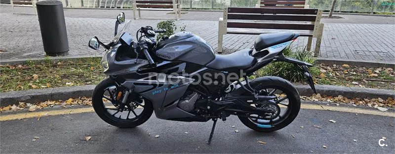 CFMOTO 300SR – Vista 9