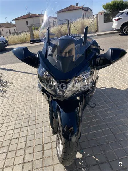 Kawasaki 1400GTR – Vista 3