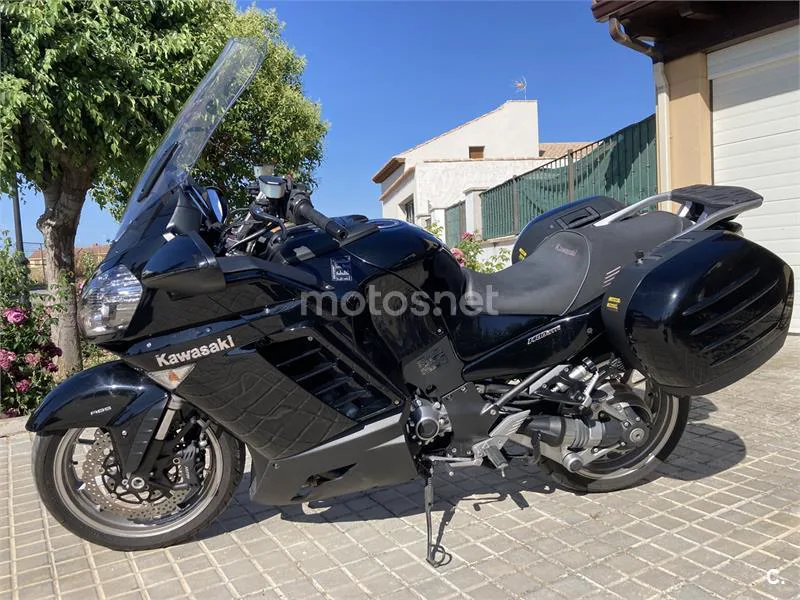 Kawasaki 1400GTR – Vista 7