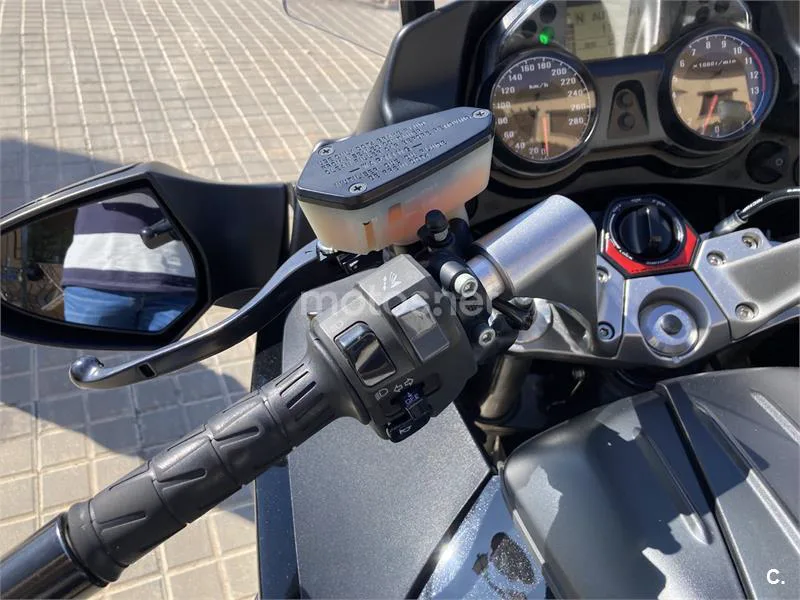 Kawasaki 1400GTR – Vista 8