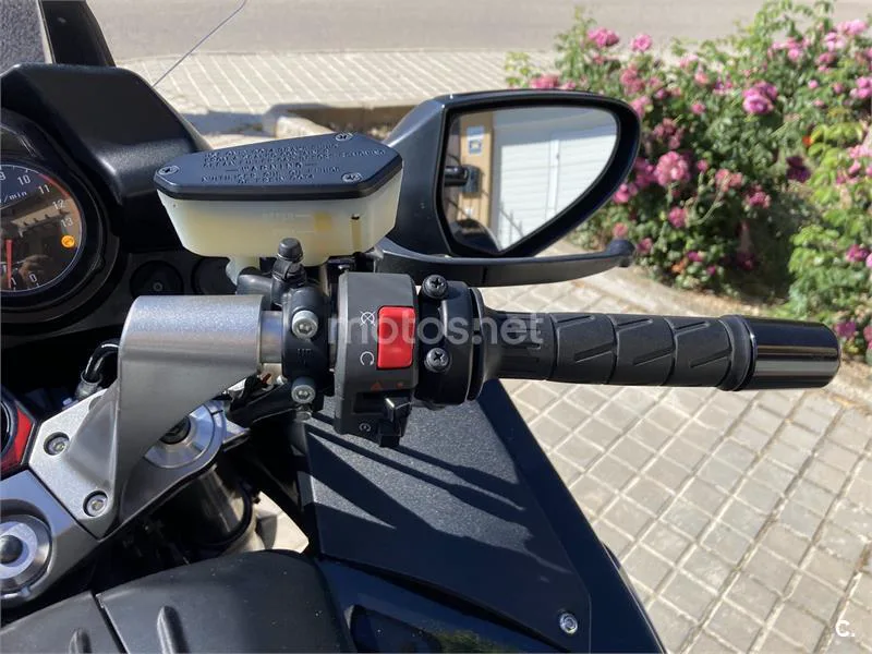 Kawasaki 1400GTR – Vista 9