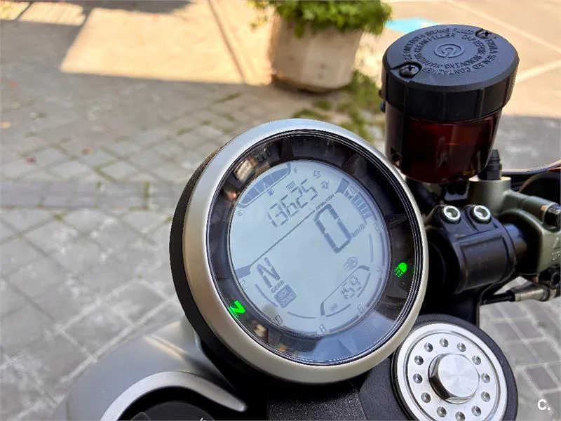 Ducati Scrambler – Vista 5