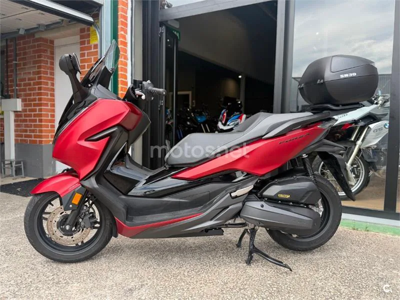 Honda Forza 125 – Vista 3