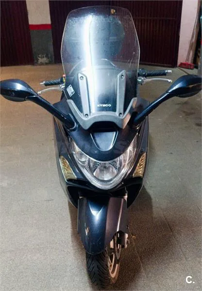 Kymco Xciting 500 – Vista 3
