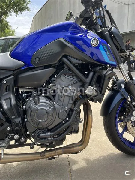 Yamaha MT-07 – Vista 5