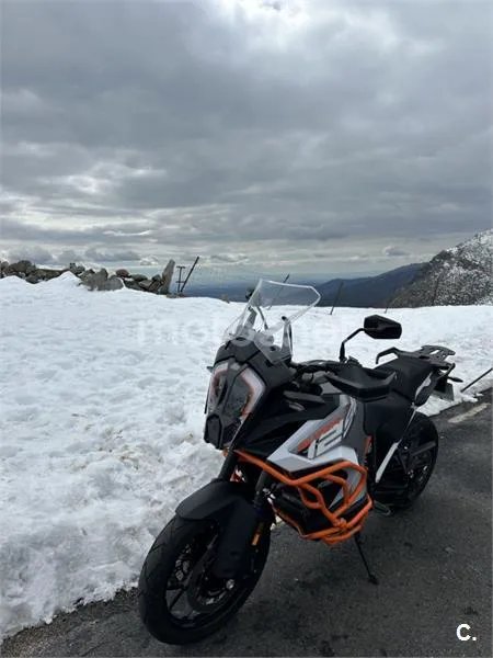 KTM 1290 Super Adventure – Vista 3