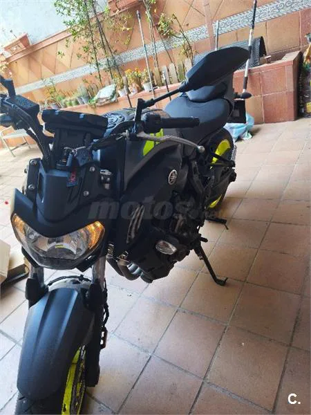 Yamaha MT-07 – Vista 4