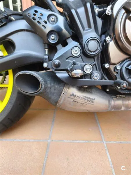Yamaha MT-07 – Vista 5
