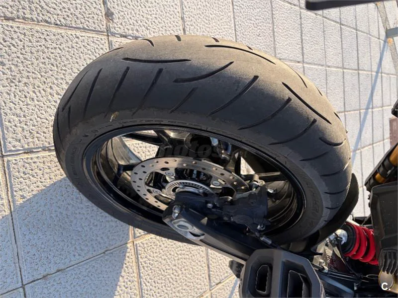 BMW F 900 R – Vista 4
