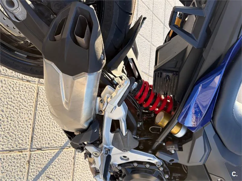 BMW F 900 R – Vista 8