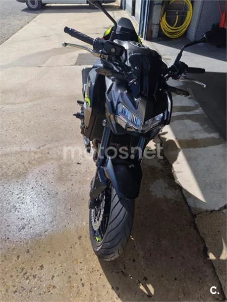 Kawasaki Z900 – Vista 4