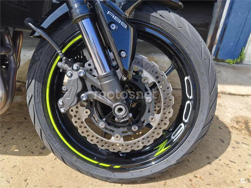 Kawasaki Z900 – Vista 5