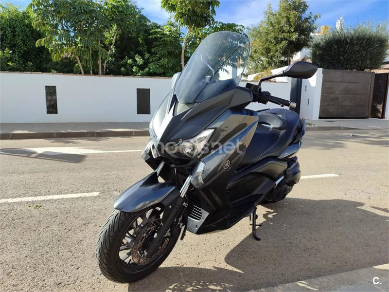 Yamaha XMAX 400 – Vista 2