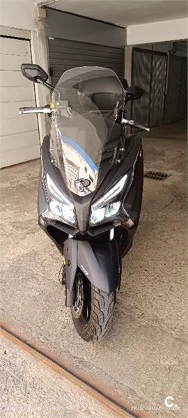 Kymco X-Town CT 300 – Vista 3