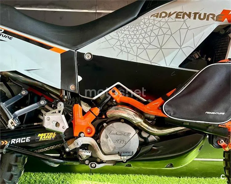 KTM 990 Adventure – Vista 8