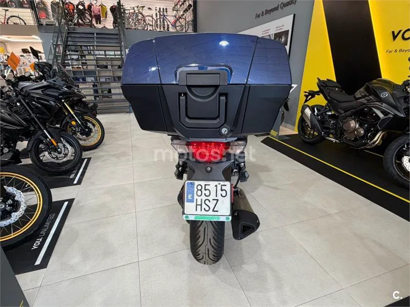 Triumph Trophy 1200 – Vista 4