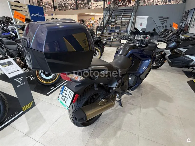 Triumph Trophy 1200 – Vista 5