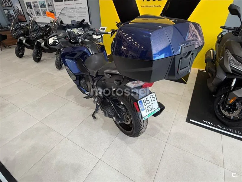 Triumph Trophy 1200 – Vista 7