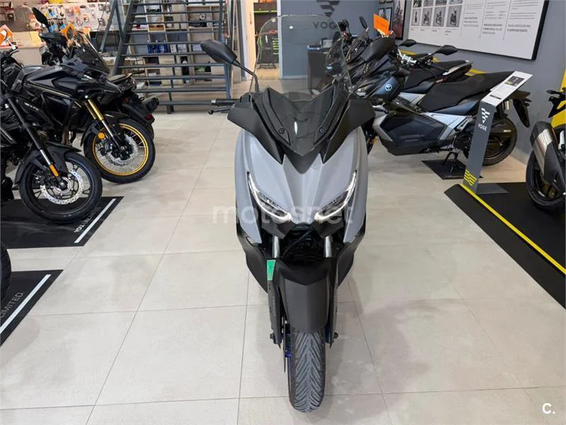 Yamaha XMAX 300 – Vista 3
