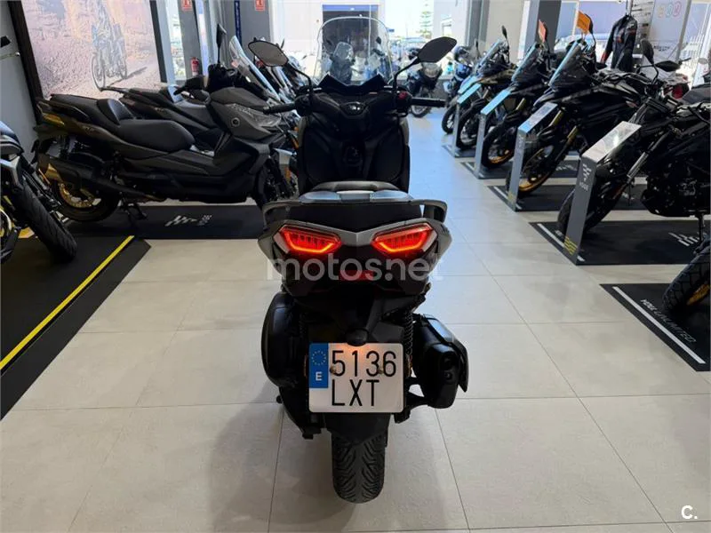 Yamaha XMAX 300 – Vista 5