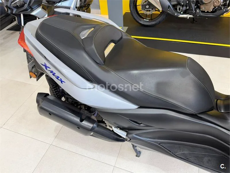 Yamaha XMAX 300 – Vista 8