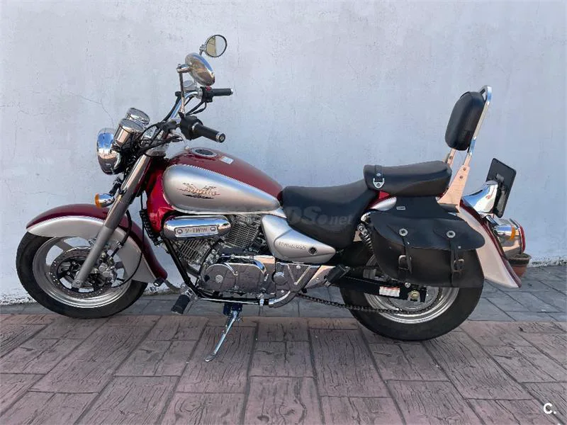 Hyosung Aquila GV 250 – Vista 2
