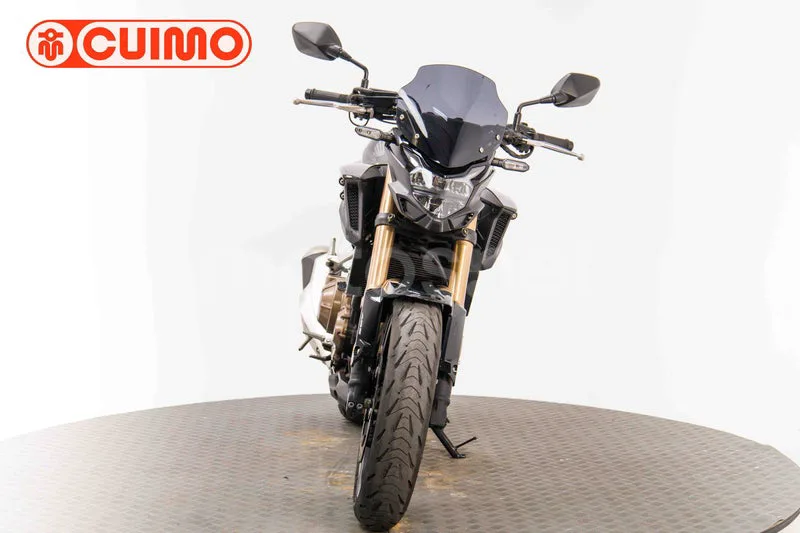 Honda CB 500 F – Vista 15