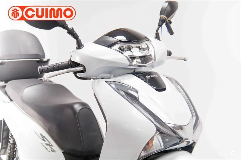 Honda SH 125i – Vista 11