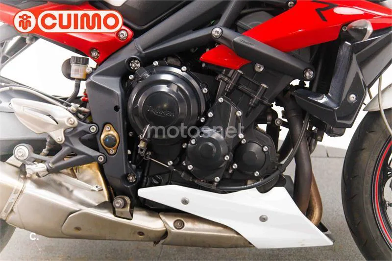 Triumph Street Triple – Vista 13