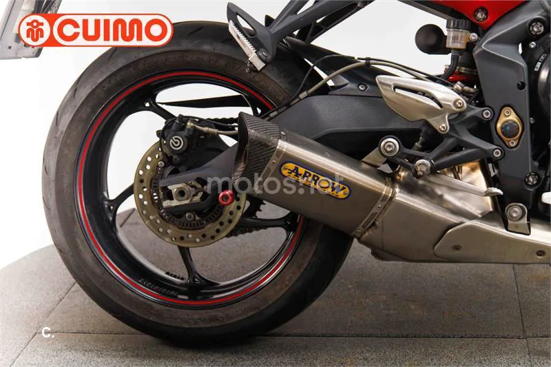 Triumph Street Triple – Vista 14