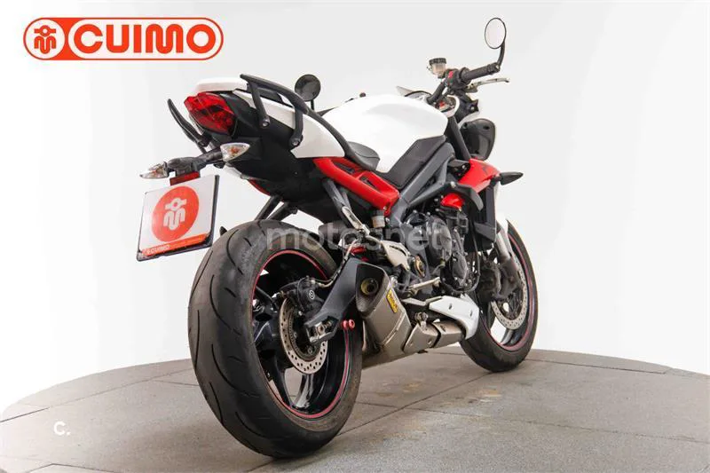 Triumph Street Triple – Vista 4
