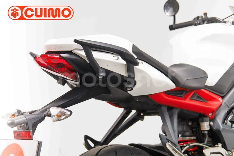 Triumph Street Triple - Vista 32