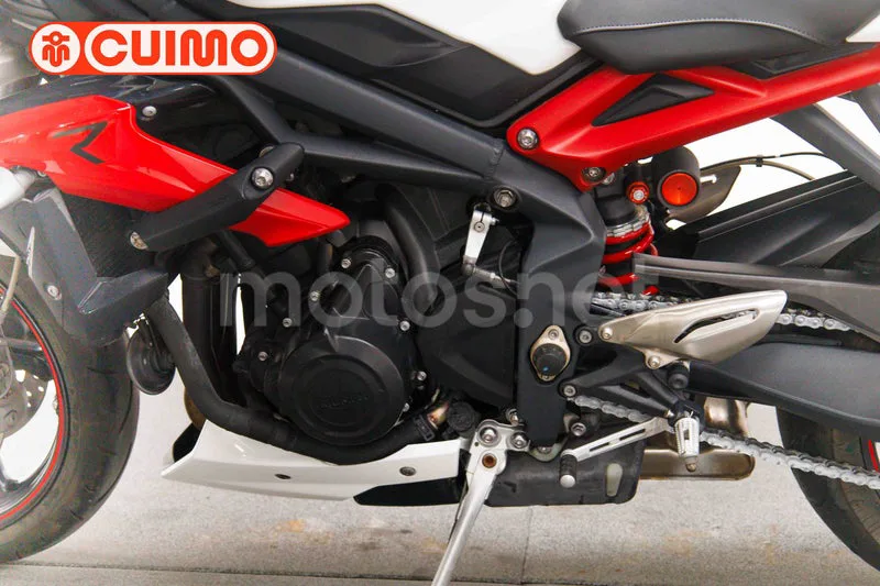 Triumph Street Triple - Vista 38