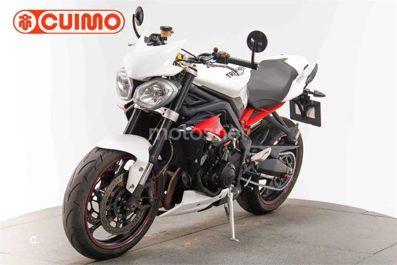 Triumph Street Triple – Vista 9