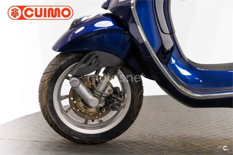 Vespa Primavera – Vista 19